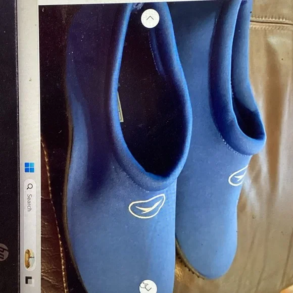 Unisex Blue Slip-On Water Shoes - Picture 3 of 5